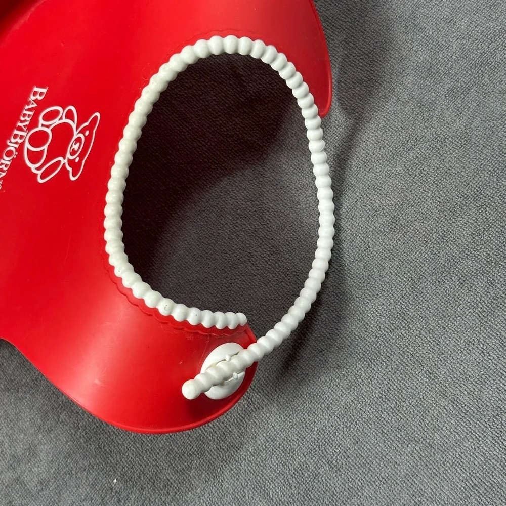 Baby Bjorn Food Catching Bib Silicone Red w White Beaded Rim Deep Catch Pocket